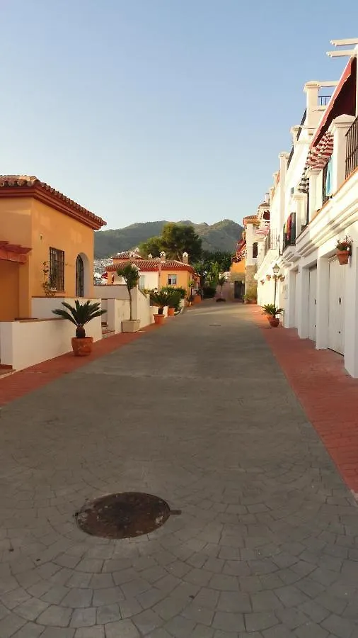 Spacious Family Villa Aljamar 8A Nerja