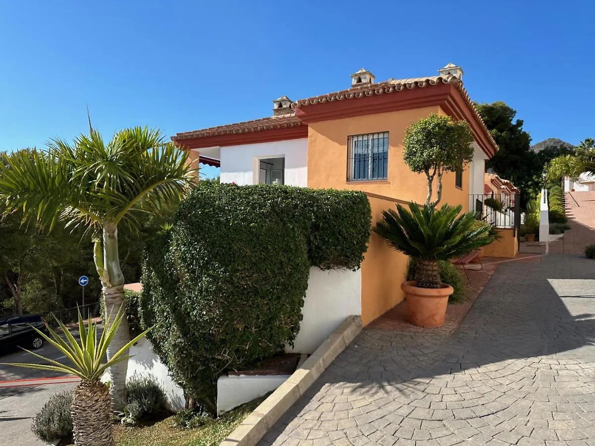 Spacious Family Villa Aljamar 8A Nerja