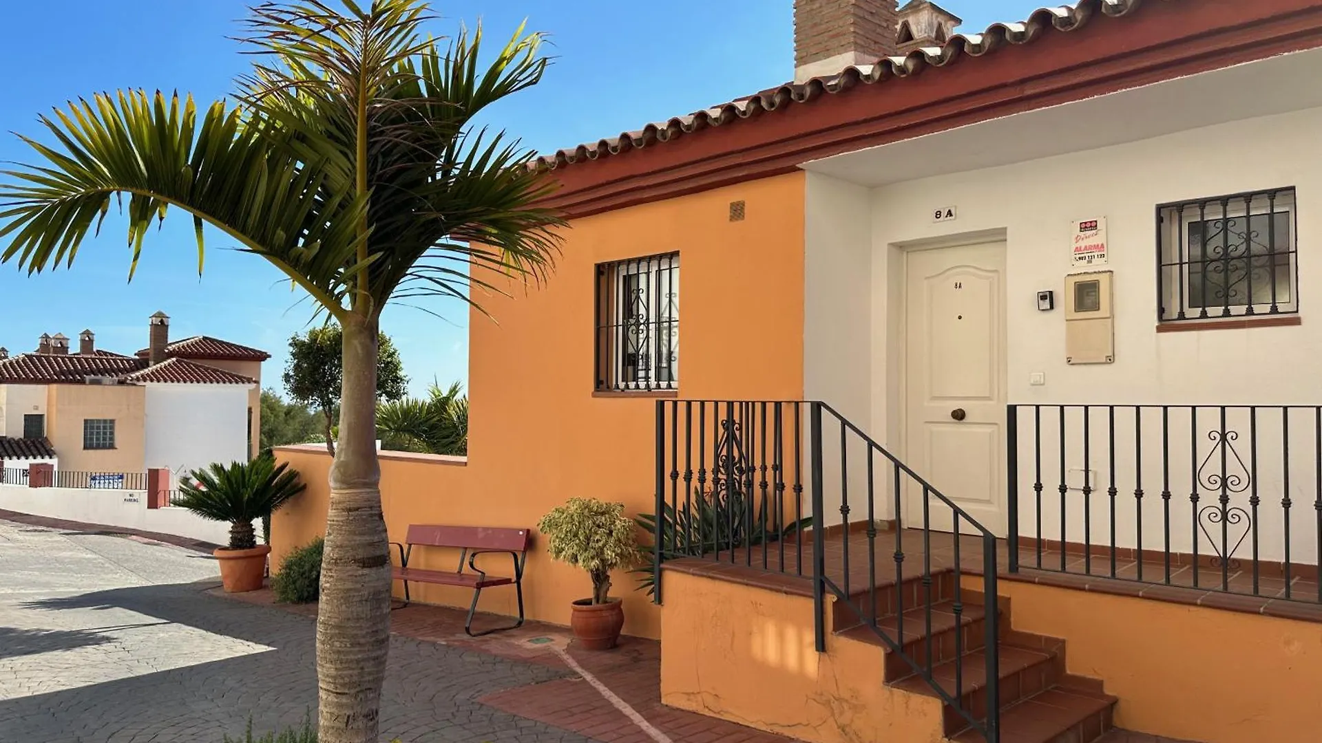 Spacious Family Villa Aljamar 8A Nerja