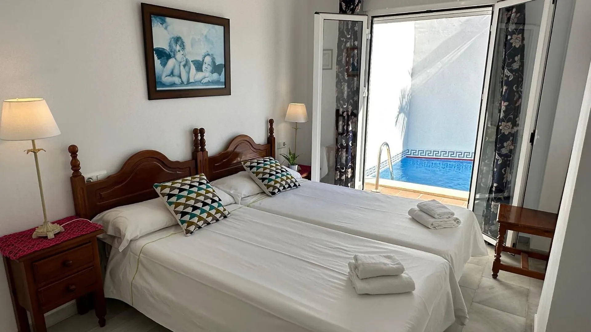 Spacious Family Villa Aljamar 8A Nerja Spain