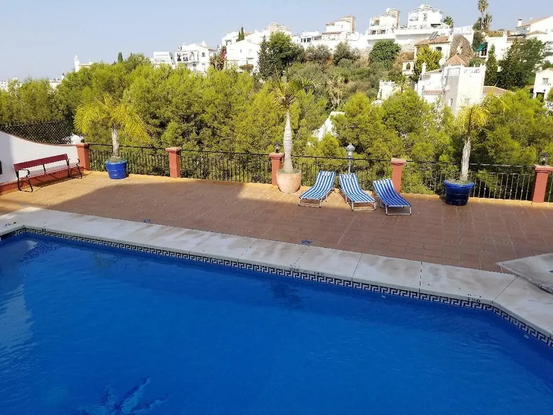Spacious Family Villa Aljamar 8A Nerja