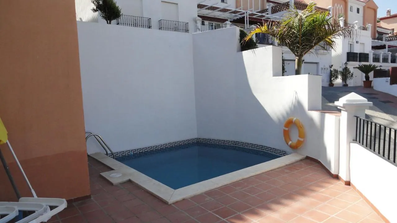 Spacious Family Villa Aljamar 8A Nerja