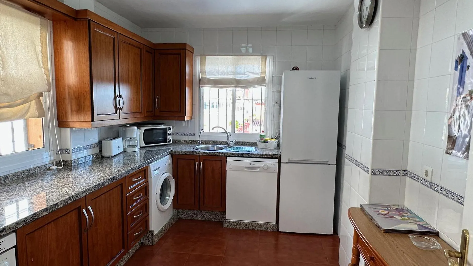 Spacious Family Villa Aljamar 8A Nerja